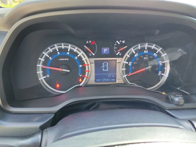 Used 2018 Toyota 4Runner Limited AWD/4WD image 19