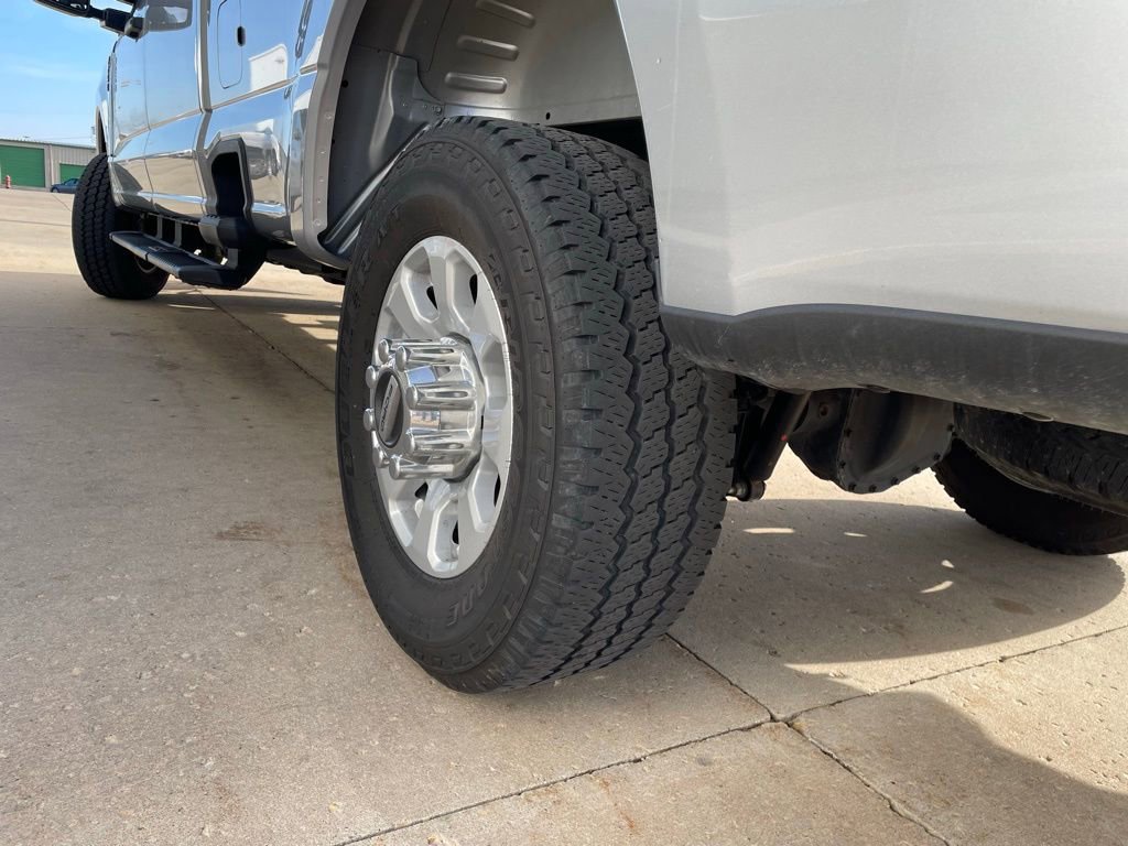 Used 2024 Ford F250 XLT image 19