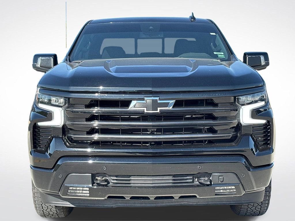Used 2024 Chevrolet Silverado 1500 High Country w/ Midnight Edition AWD/4WD image 11