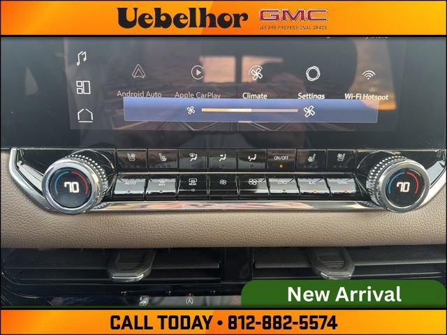 Used 2023 GMC Canyon Denali image 24