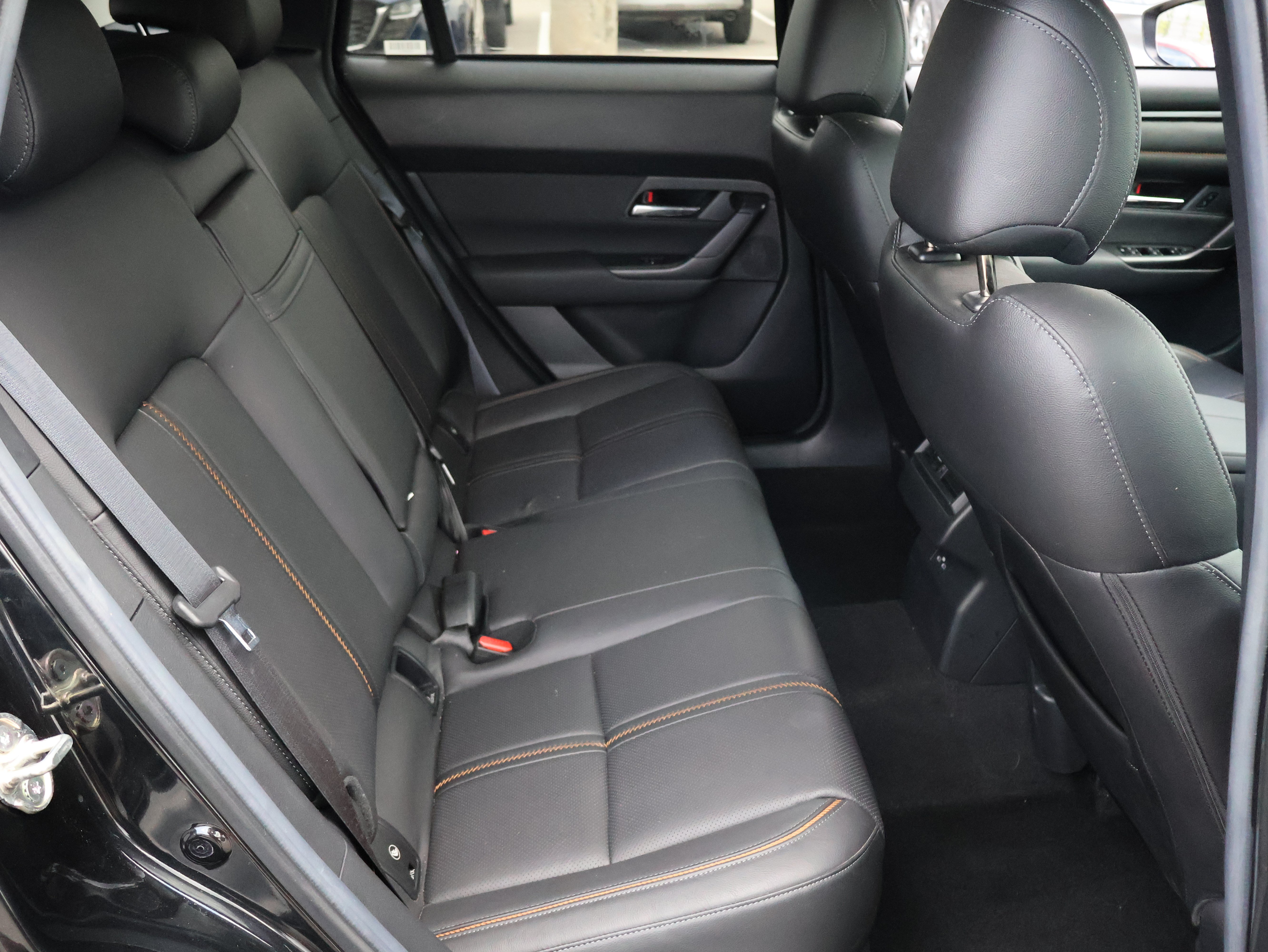 Used 2025 MAZDA CX-50 AWD 2.5 S w/ Premium Plus Pkg image 12