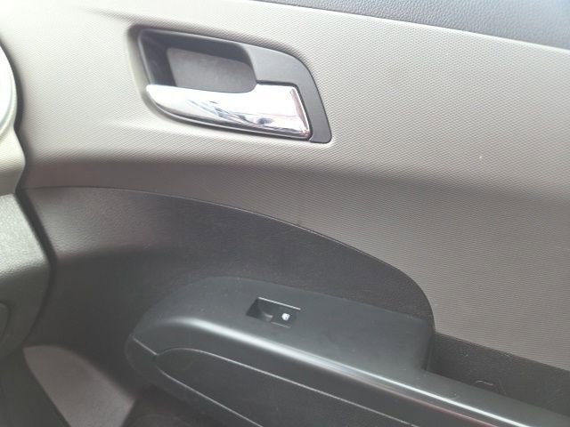 Used 2017 Chevrolet Sonic LT image 21