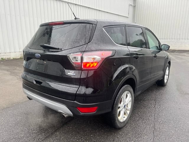 Used 2017 Ford Escape SE AWD/4WD image 6