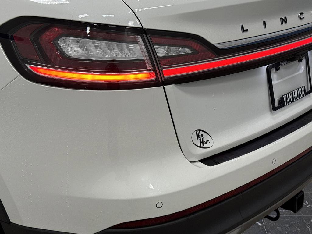 Used 2022 Lincoln Nautilus Black Label w/ Class II Trailer Tow Package image 34