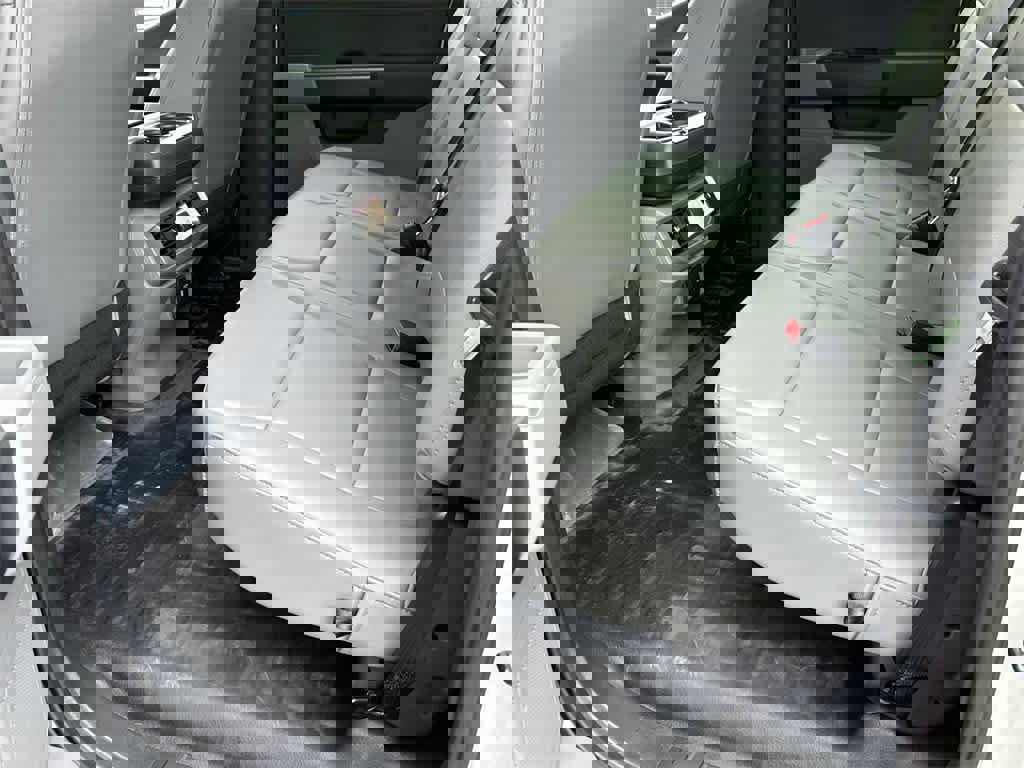 New 2023 Ford F150 Lightning Pro image 16