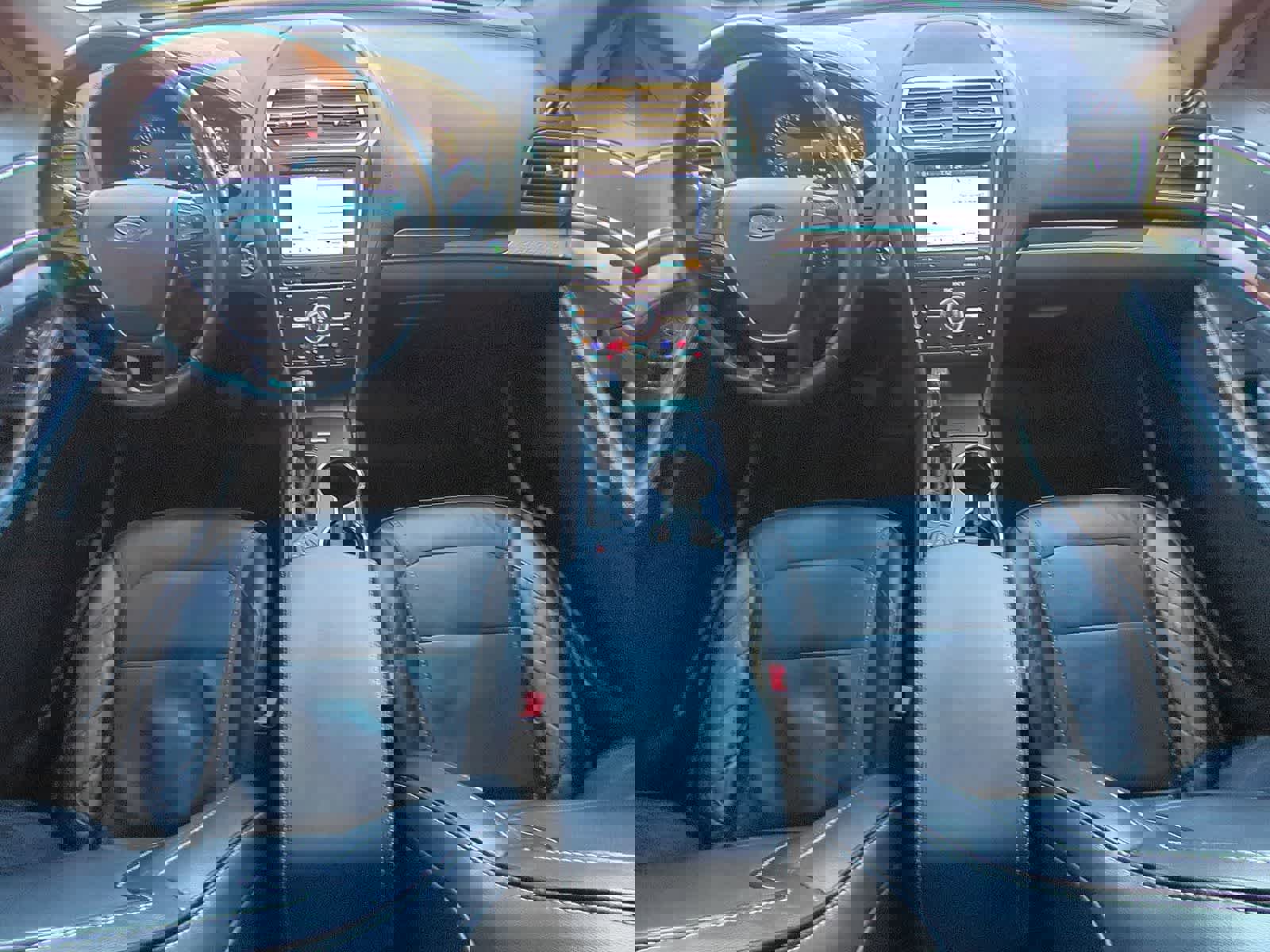 Used 2017 Ford Explorer Platinum image 15