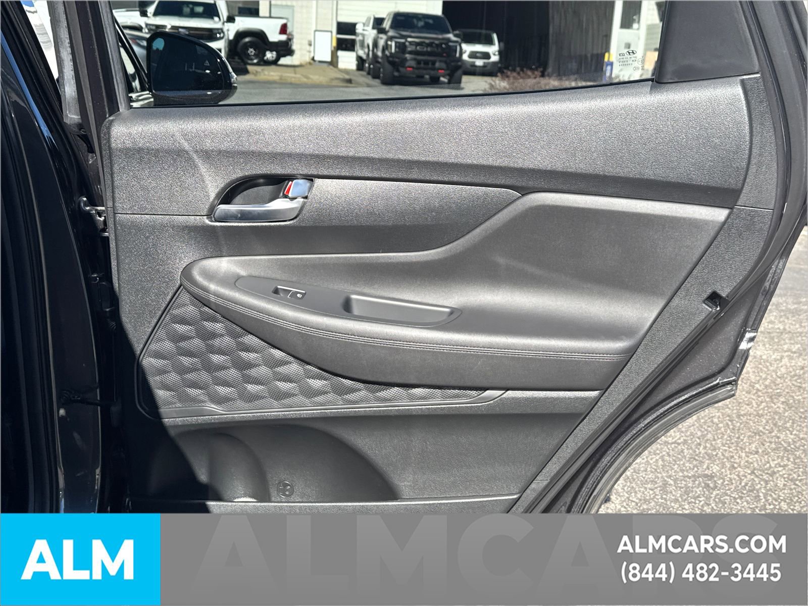 Used 2023 Hyundai Santa Fe SEL w/ Cargo Package image 21