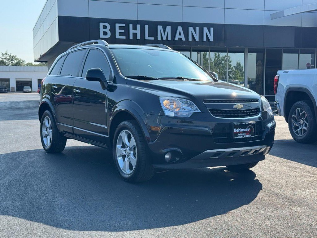 Used 2013 Chevrolet Captiva Sport LTZ FWD image 2