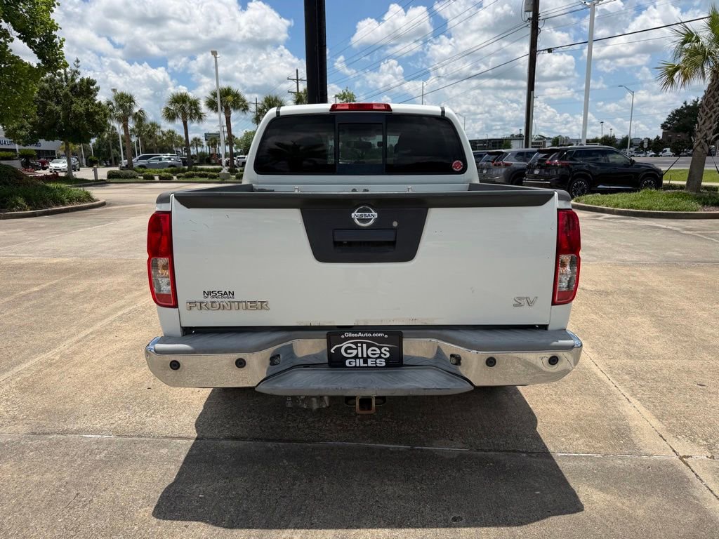 Used 2014 Nissan Frontier SV w/ SV Value Truck Package RWD image 4