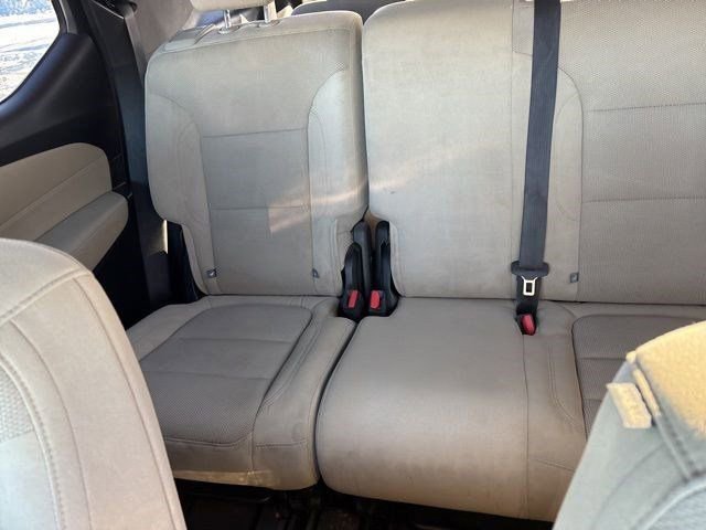 Used 2022 Chevrolet Traverse LS image 30