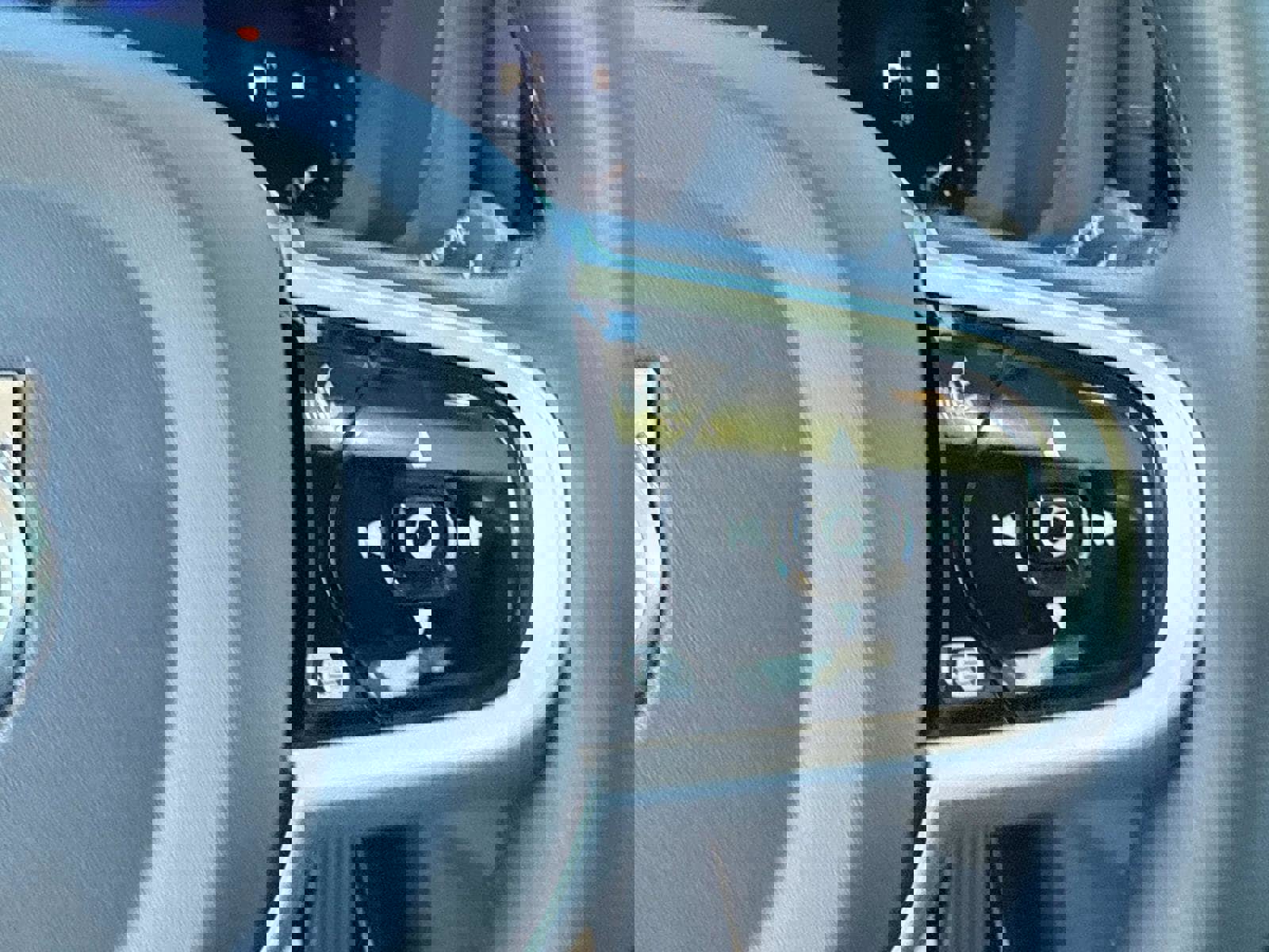 New 2026 Volvo XC60 B5 Ultra w/ Climate Package image 27