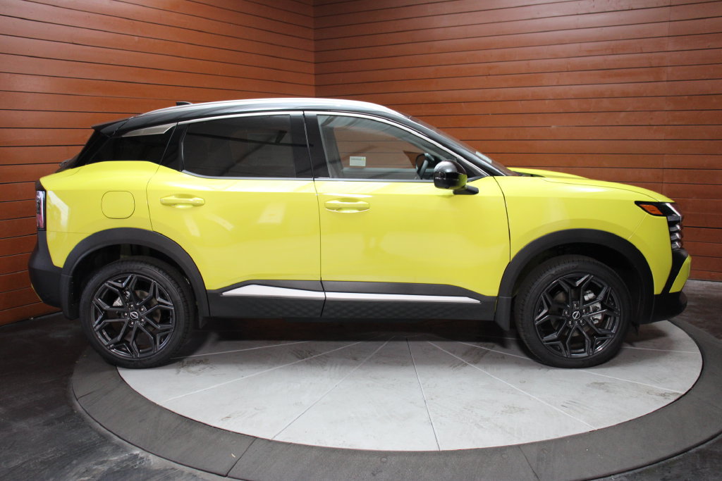 New 2026 Nissan Kicks SR FWD image 29