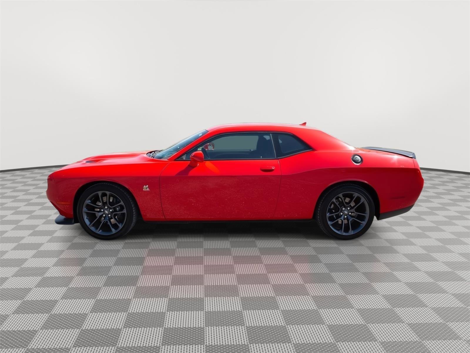 Used 2023 Dodge Challenger R/T Scat Pack RWD image 8