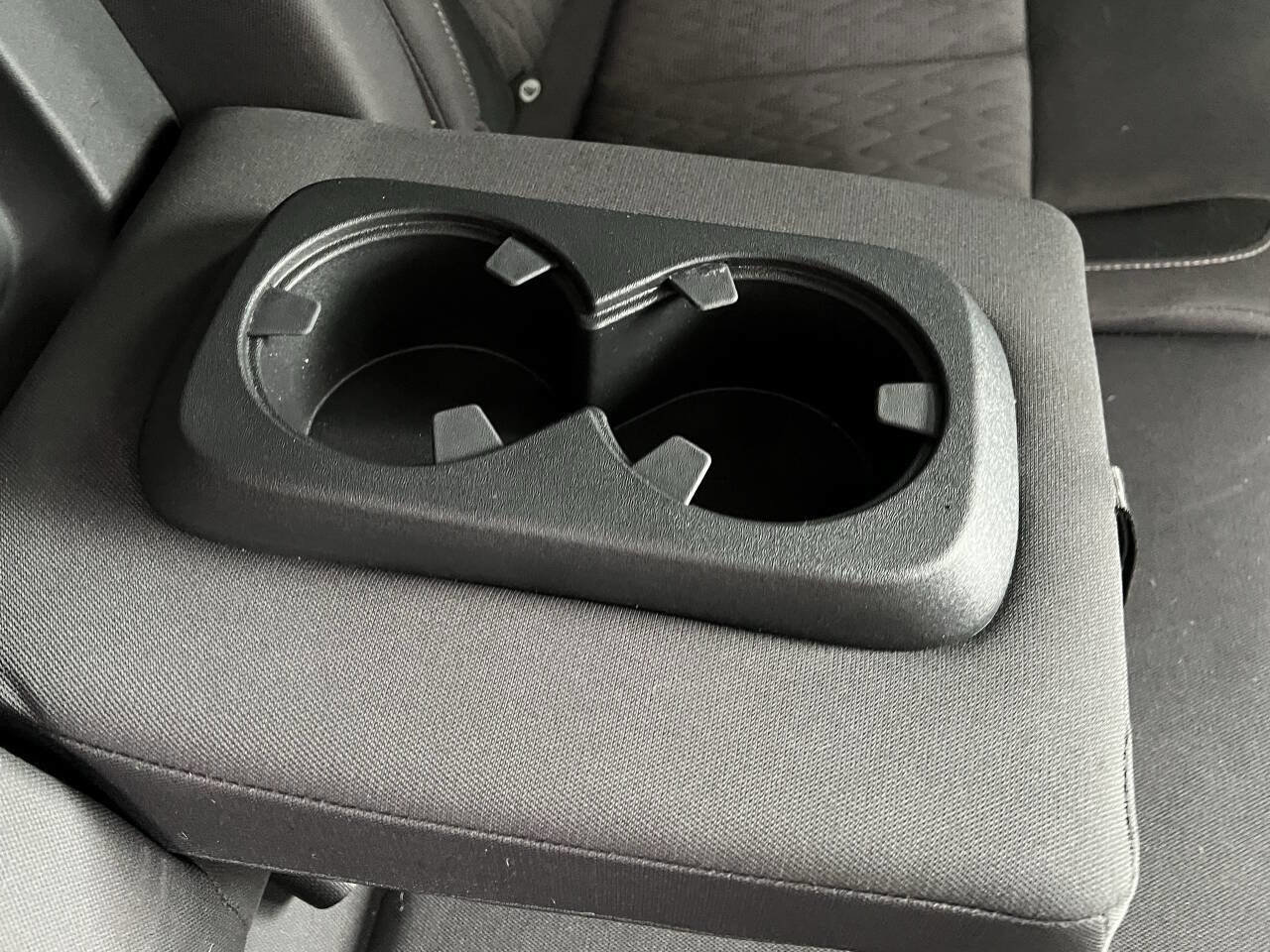 Used 2020 Nissan Titan SV w/ SV Convenience Package image 16