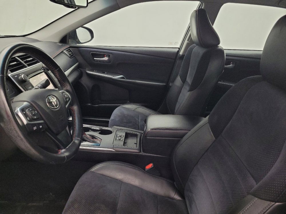 Used 2015 Toyota Camry XSE w/ Moonroof Package image 17