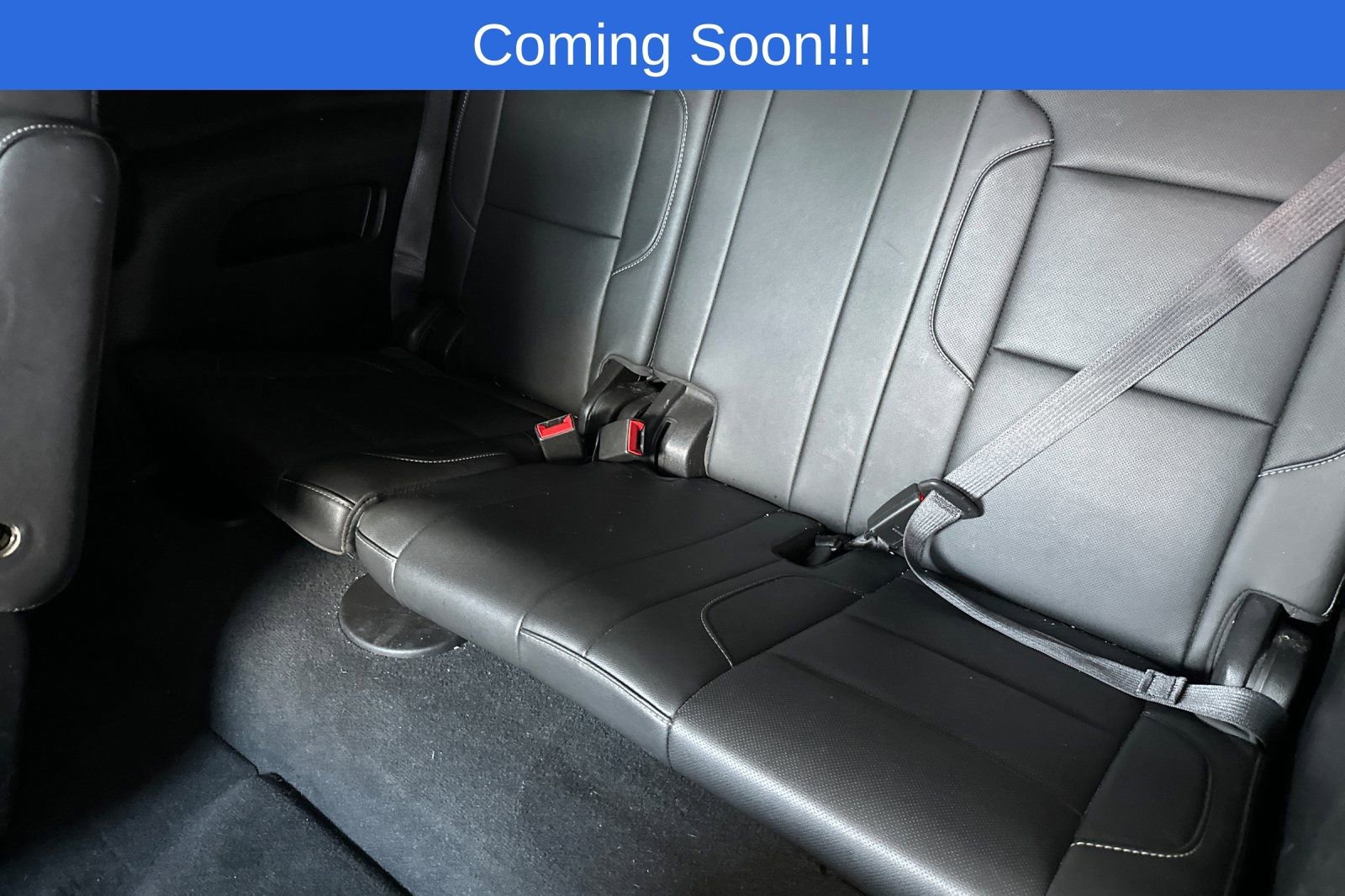 Used 2019 Chevrolet Suburban Premier image 16