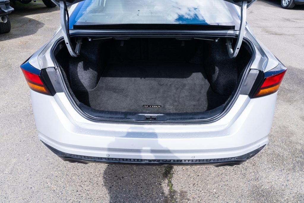 Used 2023 Nissan Altima 2.5 SR image 7