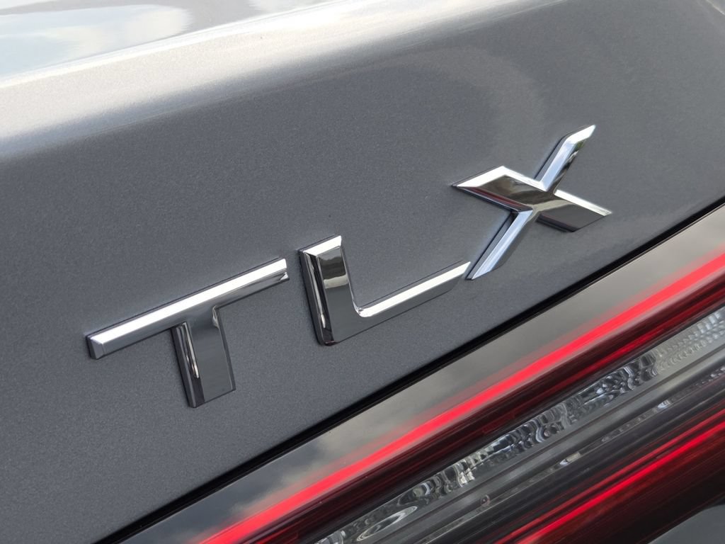 Used 2023 Acura TLX FWD image 15