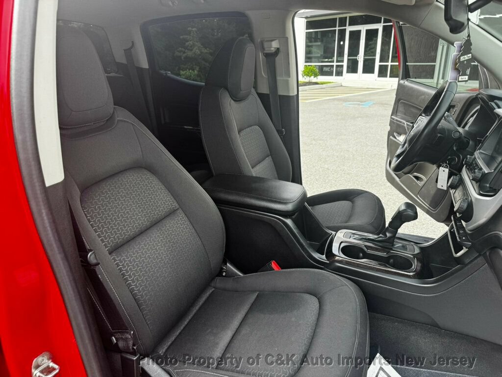 Used 2015 GMC Canyon SLE AWD/4WD image 18