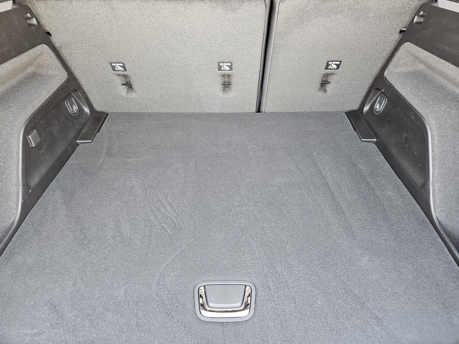 New 2026 Cadillac Optiq Sport 1 image 28