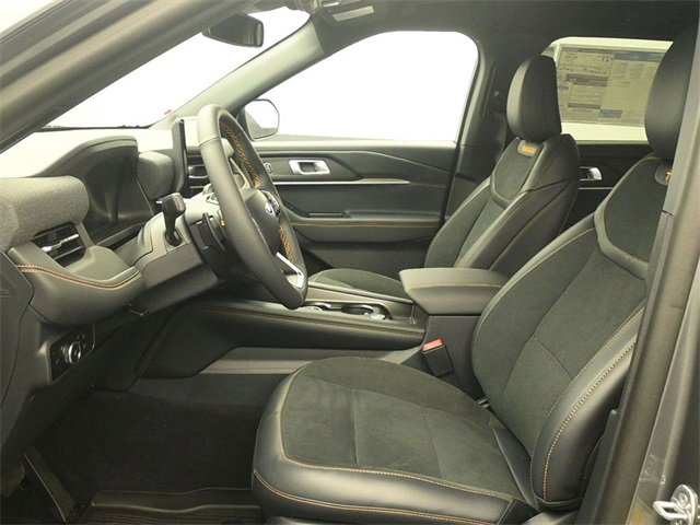 New 2026 Ford Explorer Tremor w/ Tremor Convenience Package image 15