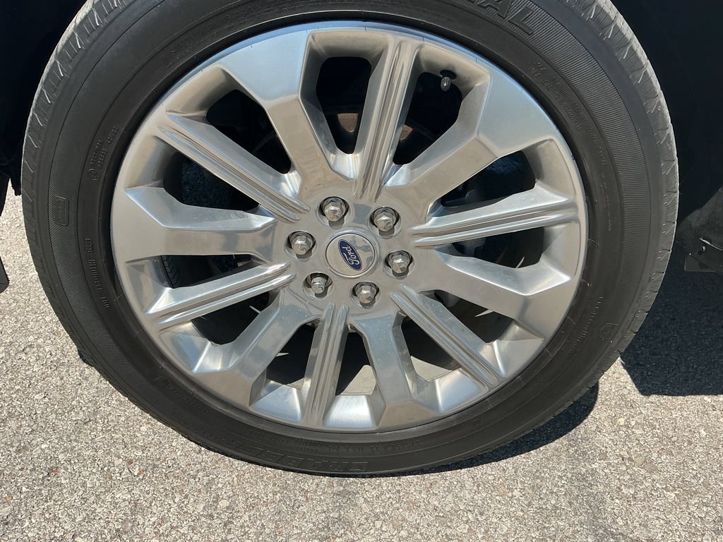 Used 2023 Ford F150 Limited AWD/4WD image 7