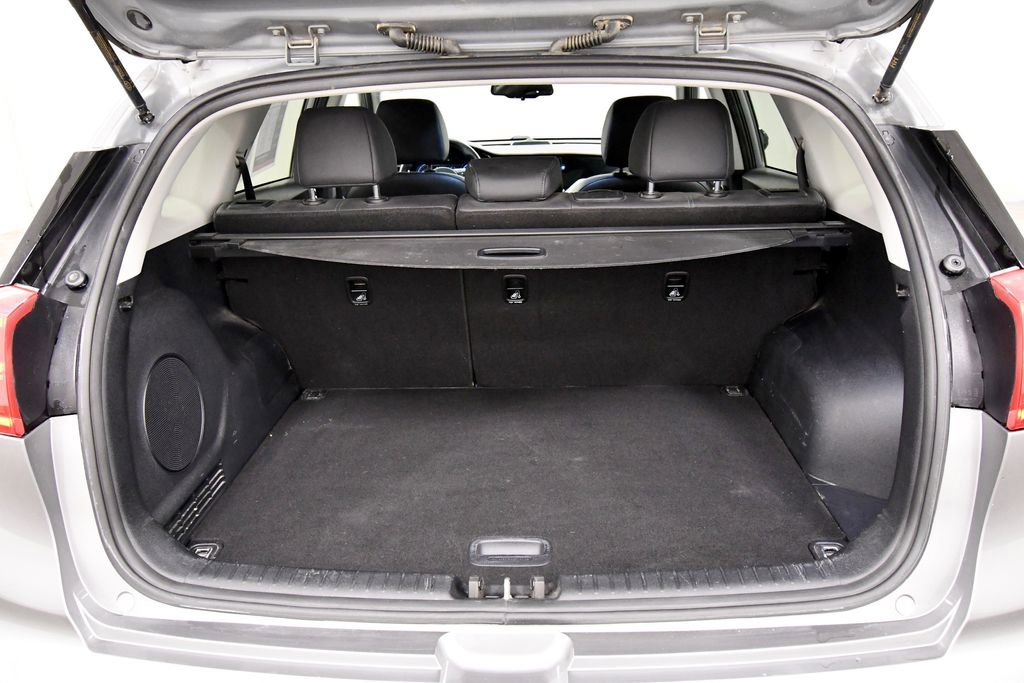 Used 2022 Kia Niro EX Premium w/ Cold Weather Package image 7