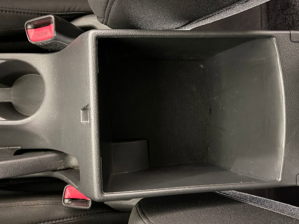 Used 2020 Hyundai Elantra Value Edition w/ Cargo Package (C1) FWD image 25