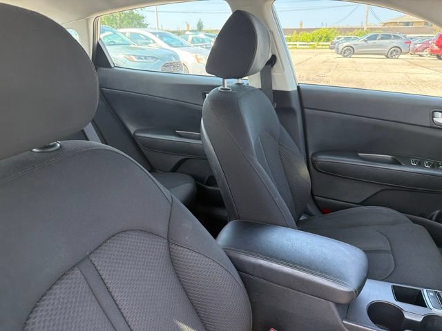 Used 2018 Kia Optima LX FWD image 18