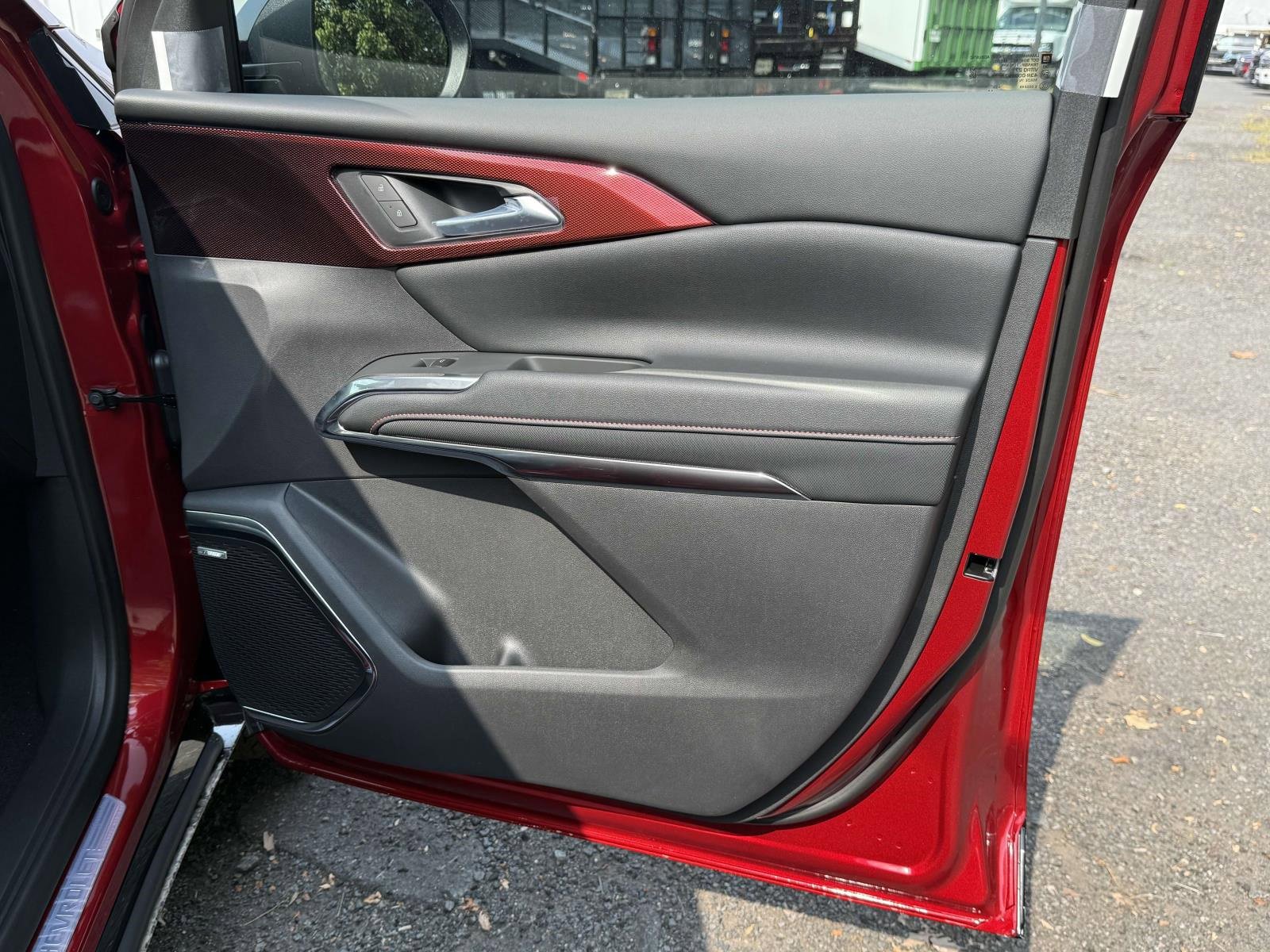 New 2026 Chevrolet Traverse RS w/ LPO, Floor Liner Package image 23