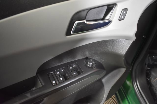 Used 2018 Chevrolet Sonic LT w/ Convenience Package image 8