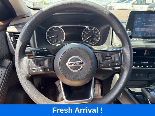 Used 2021 Nissan Rogue SV FWD image 6
