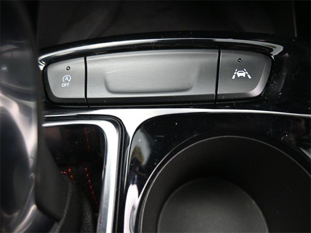 Certified 2025 Chevrolet Trax RS w/ Sunroof Package image 18