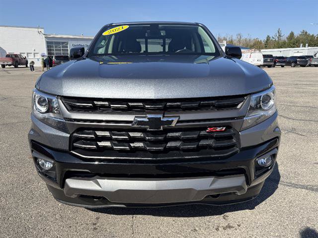 Used 2021 Chevrolet Colorado Z71 w/ Safety Package AWD/4WD image 2