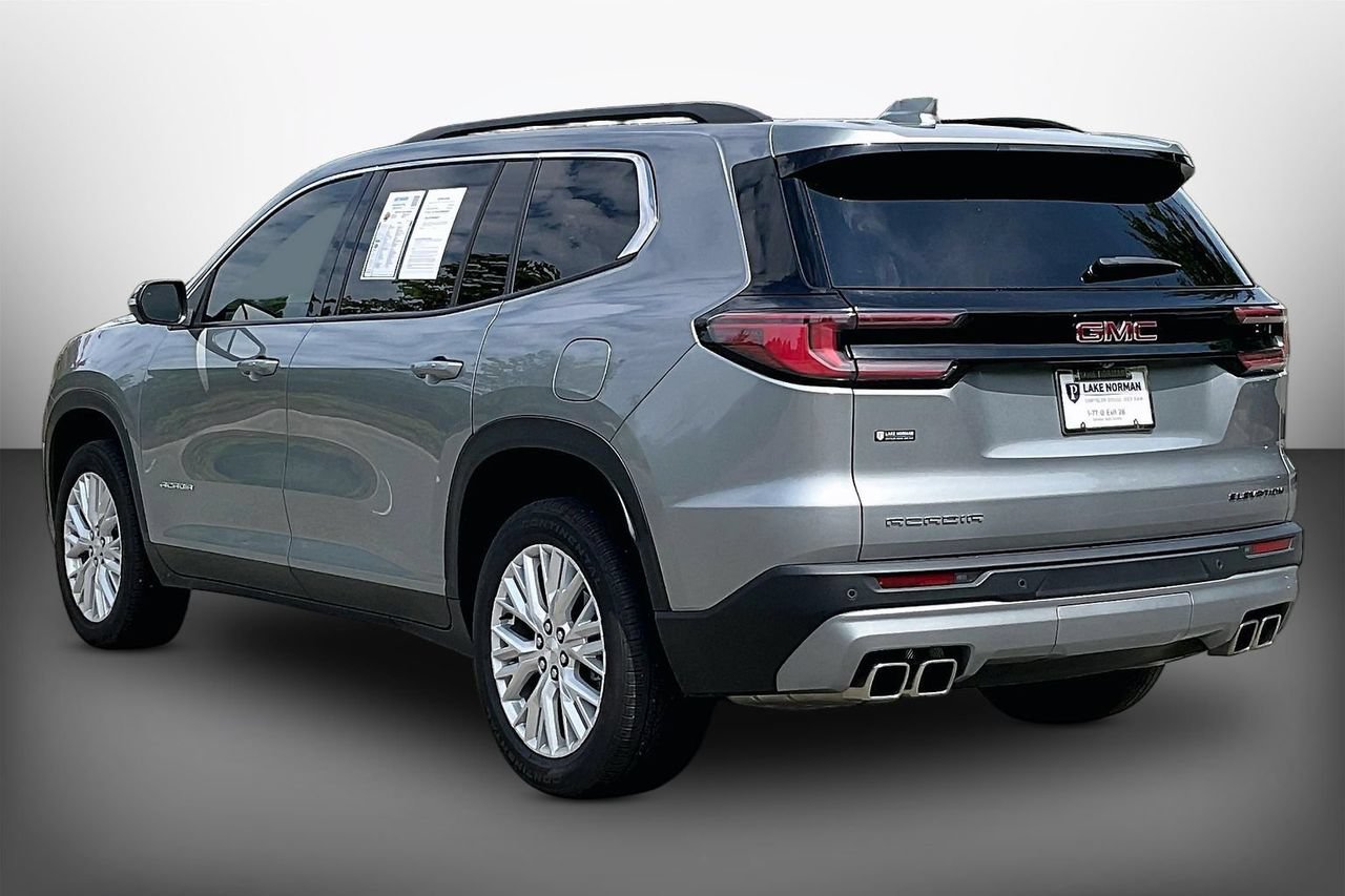 Used 2025 GMC Acadia Elevation w/ Elevation Premium Package FWD image 6