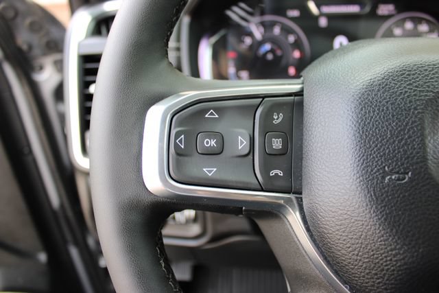 Used 2025 RAM 2500 Laramie AWD/4WD image 23