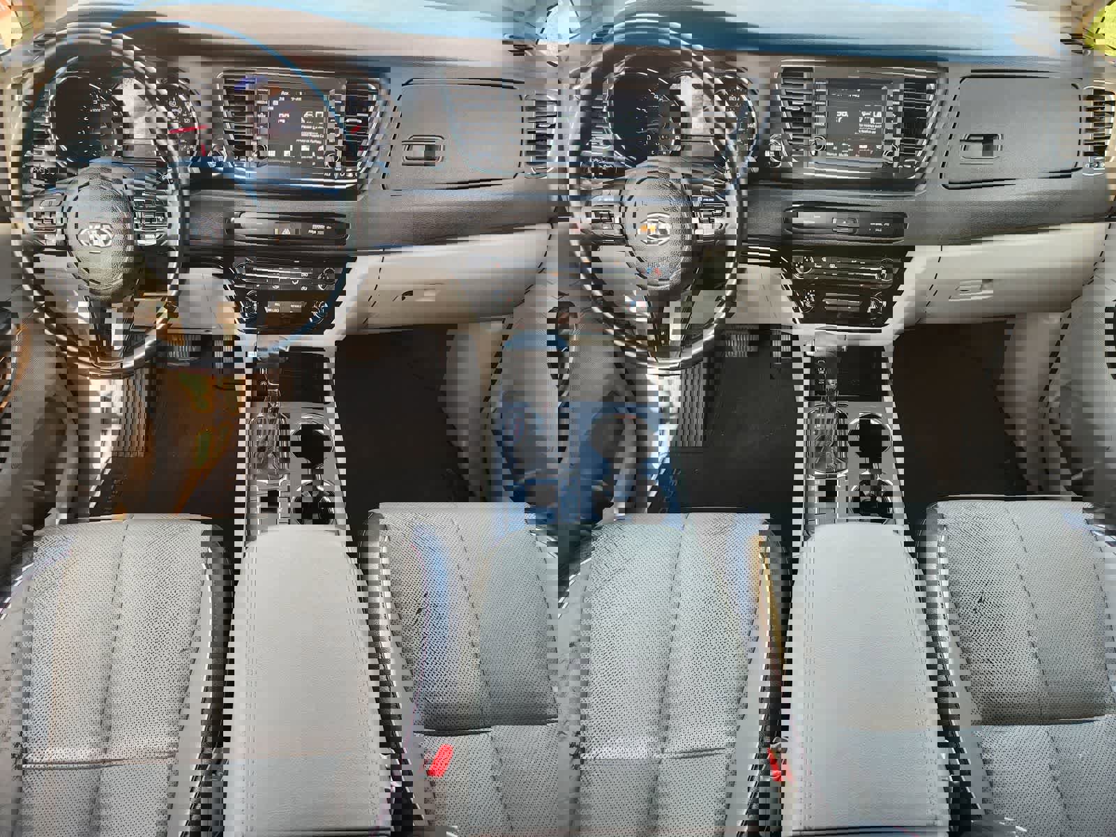 Used 2019 Kia Sedona EX FWD image 26