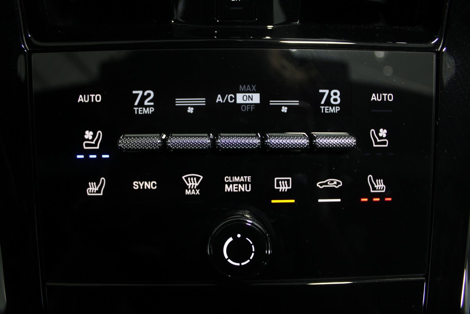 Used 2025 Porsche Panamera 4 image 36