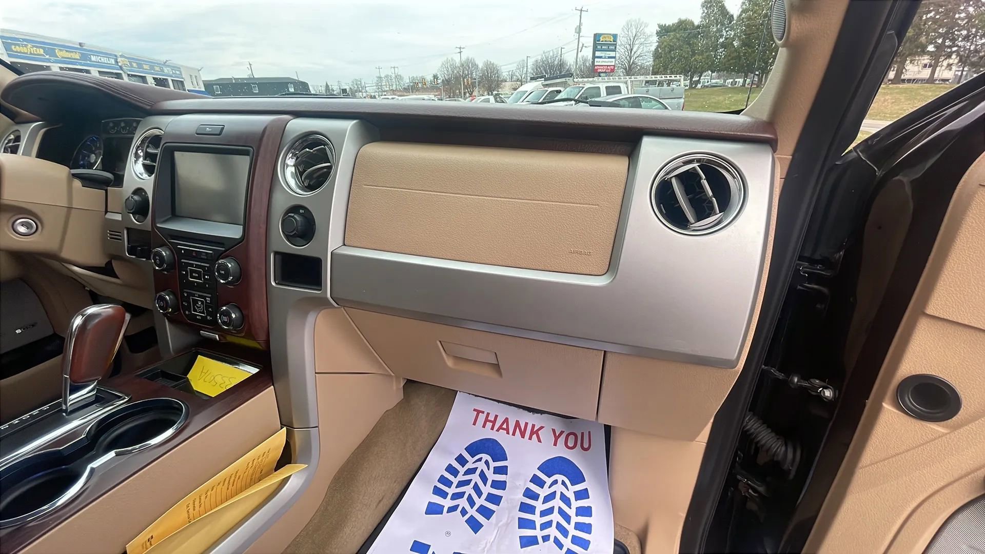 Used 2014 Ford F150 King Ranch w/ King Ranch Luxury Package image 31