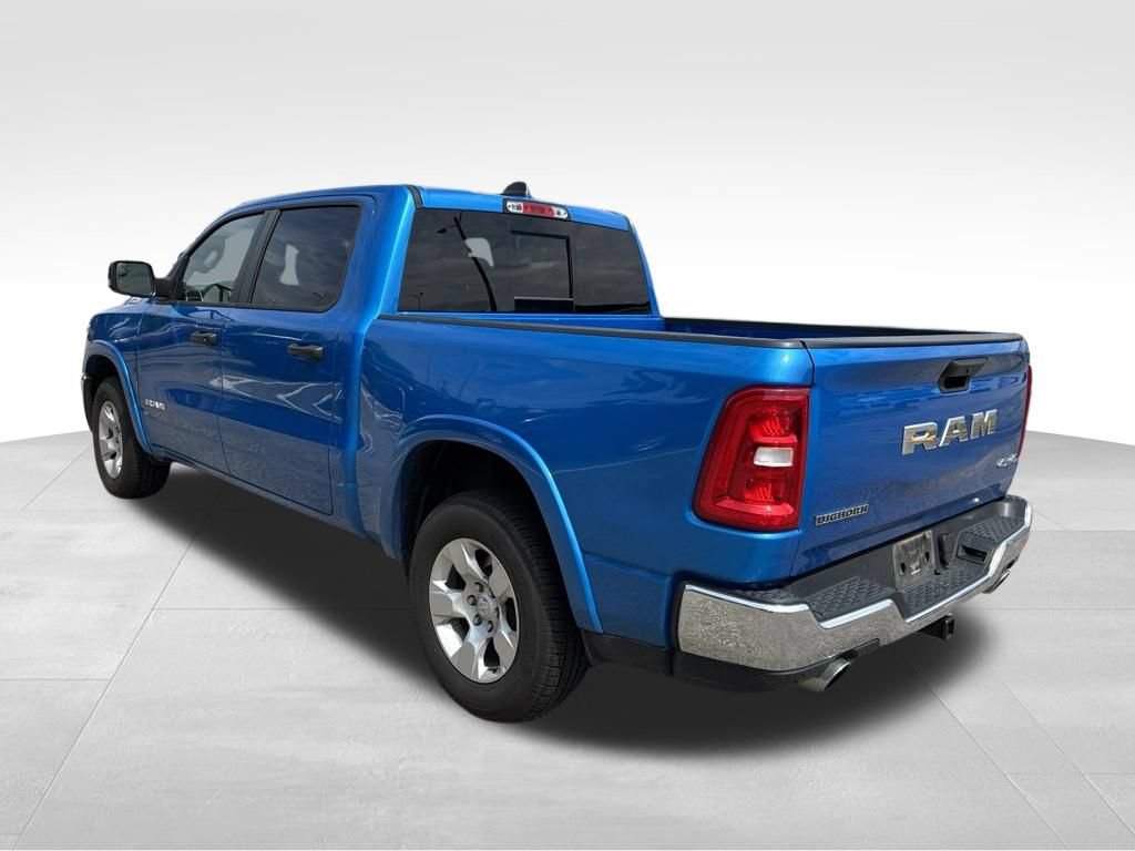 Used 2025 RAM 1500 Big Horn AWD/4WD image 3
