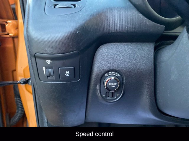 Used 2011 Kia Soul + w/ Audio Pkg FWD image 8