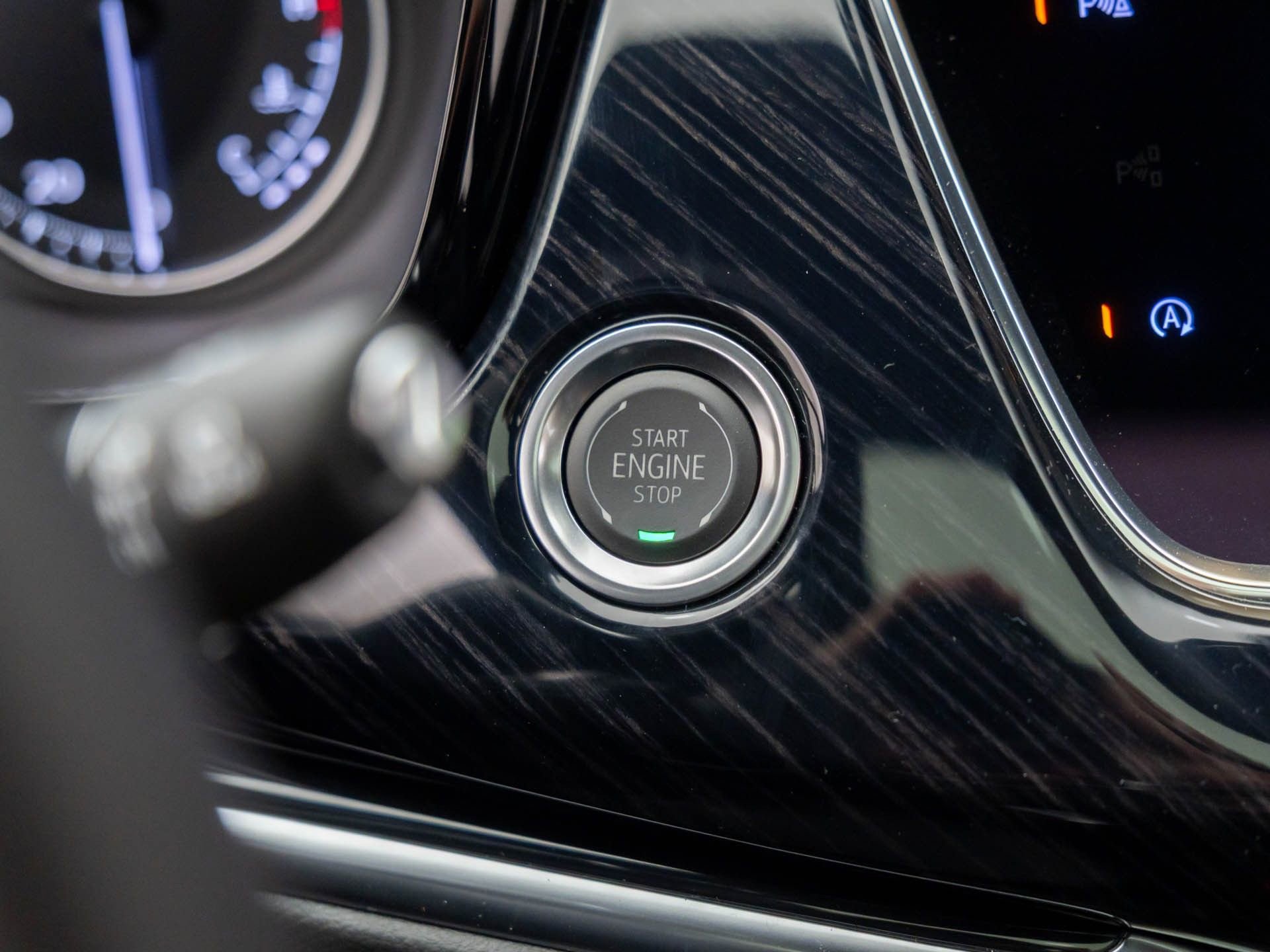 New 2025 Cadillac XT6 Premium Luxury image 21