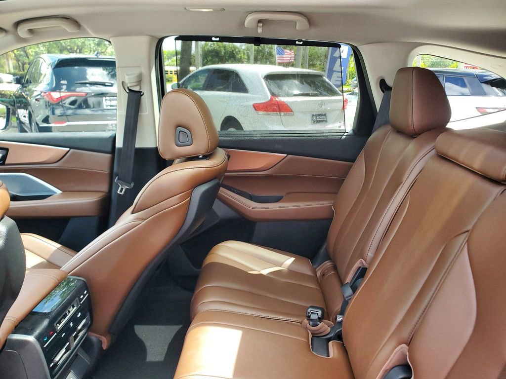 Certified 2022 Acura MDX FWD w/ Technology Package image 11
