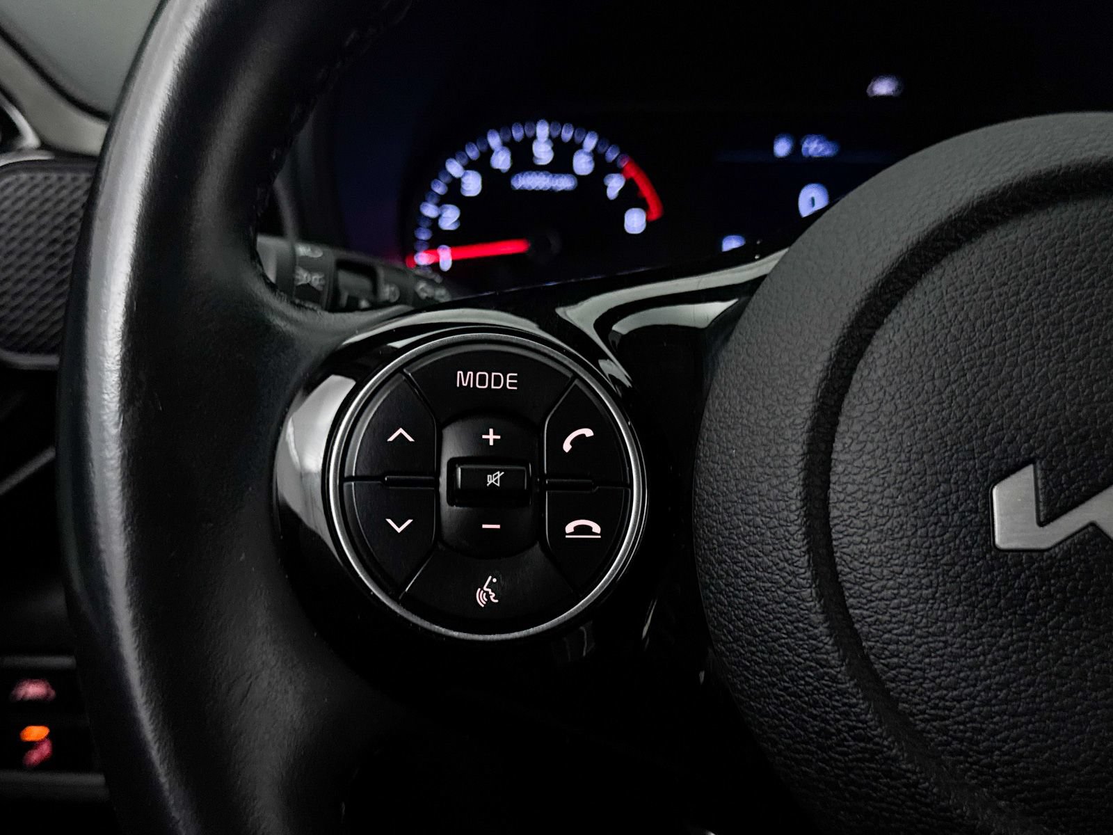Certified 2022 Kia Soul X-Line FWD image 33