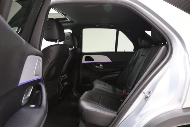 Used 2024 Mercedes-Benz GLE 450e 4MATIC image 32