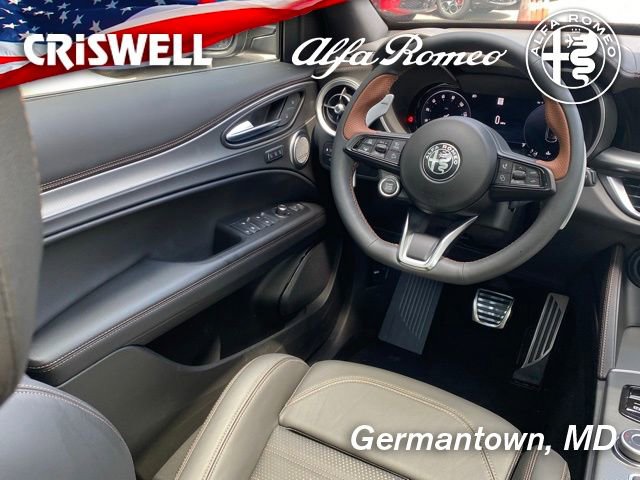 New 2025 Alfa Romeo Stelvio Sprint image 46
