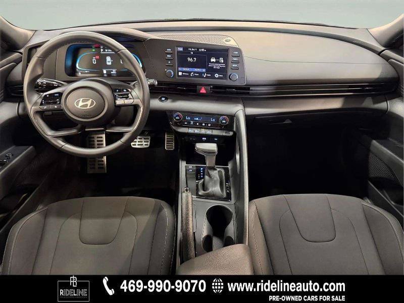 Used 2026 Hyundai Elantra Sport FWD image 14