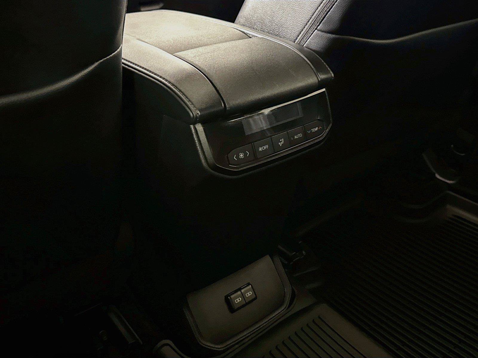Certified 2026 Toyota Highlander XLE AWD/4WD image 35