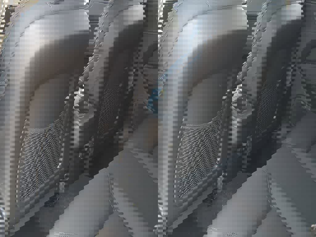 New 2026 Volvo XC60 B5 Plus w/ Protection Package Premier image 17