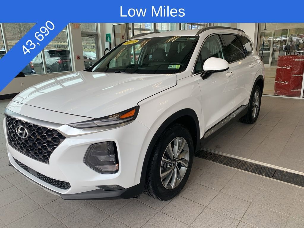 Used 2019 Hyundai Santa Fe SEL image 2